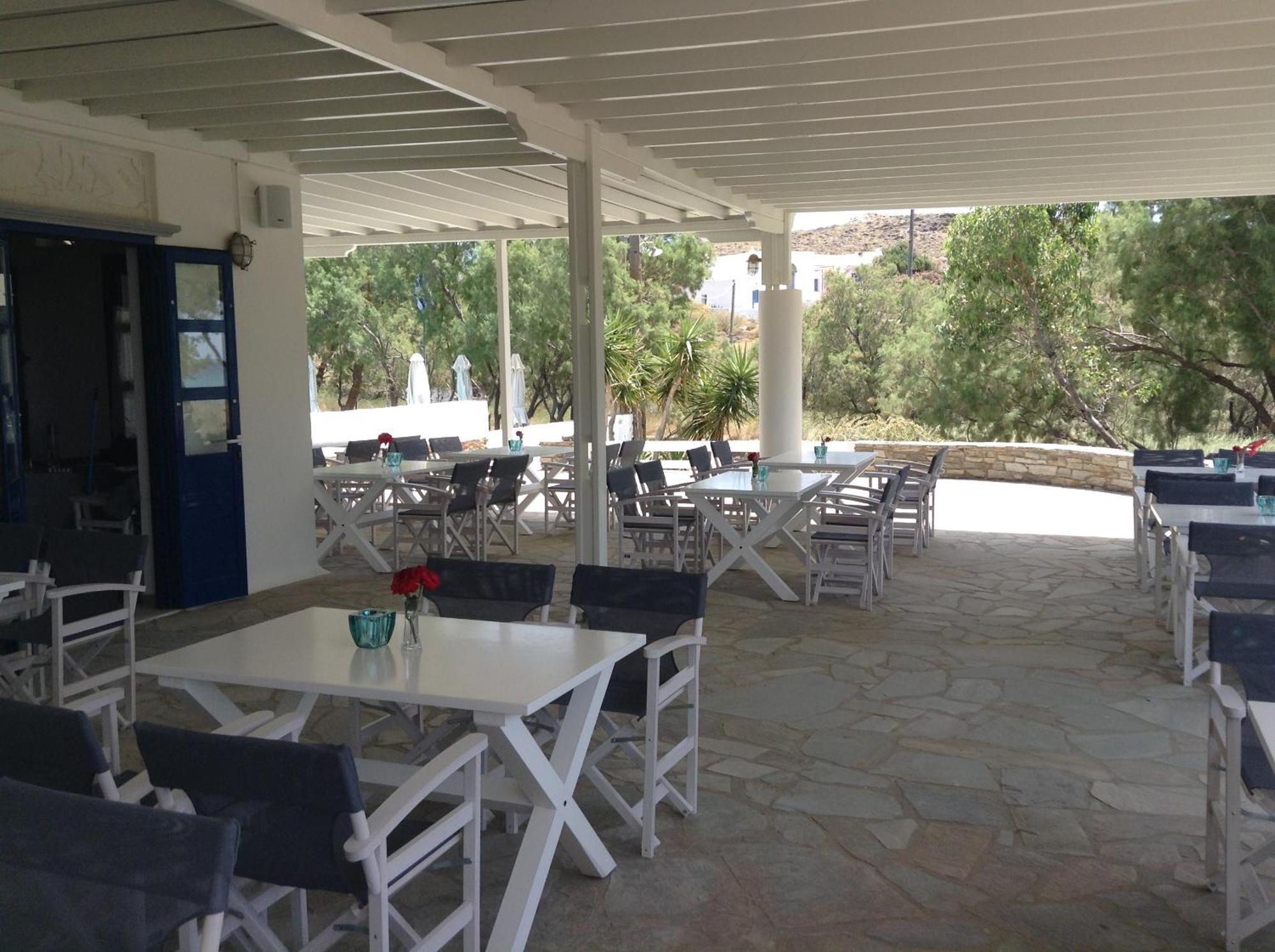 Nostos Beachfront Apartments & Studios Agios Ioannis  Bagian luar foto