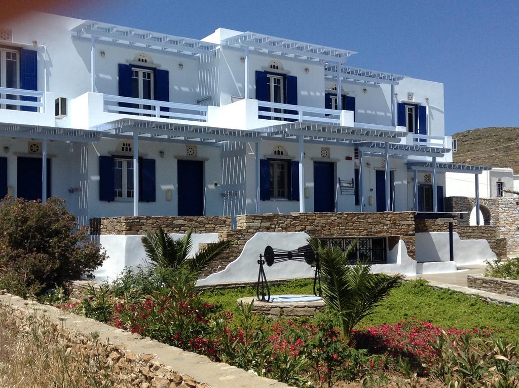 Nostos Beachfront Apartments & Studios Agios Ioannis  Bagian luar foto