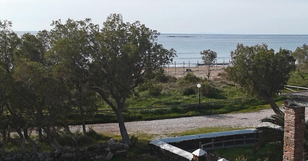 Nostos Beachfront Apartments & Studios Agios Ioannis  Bagian luar foto