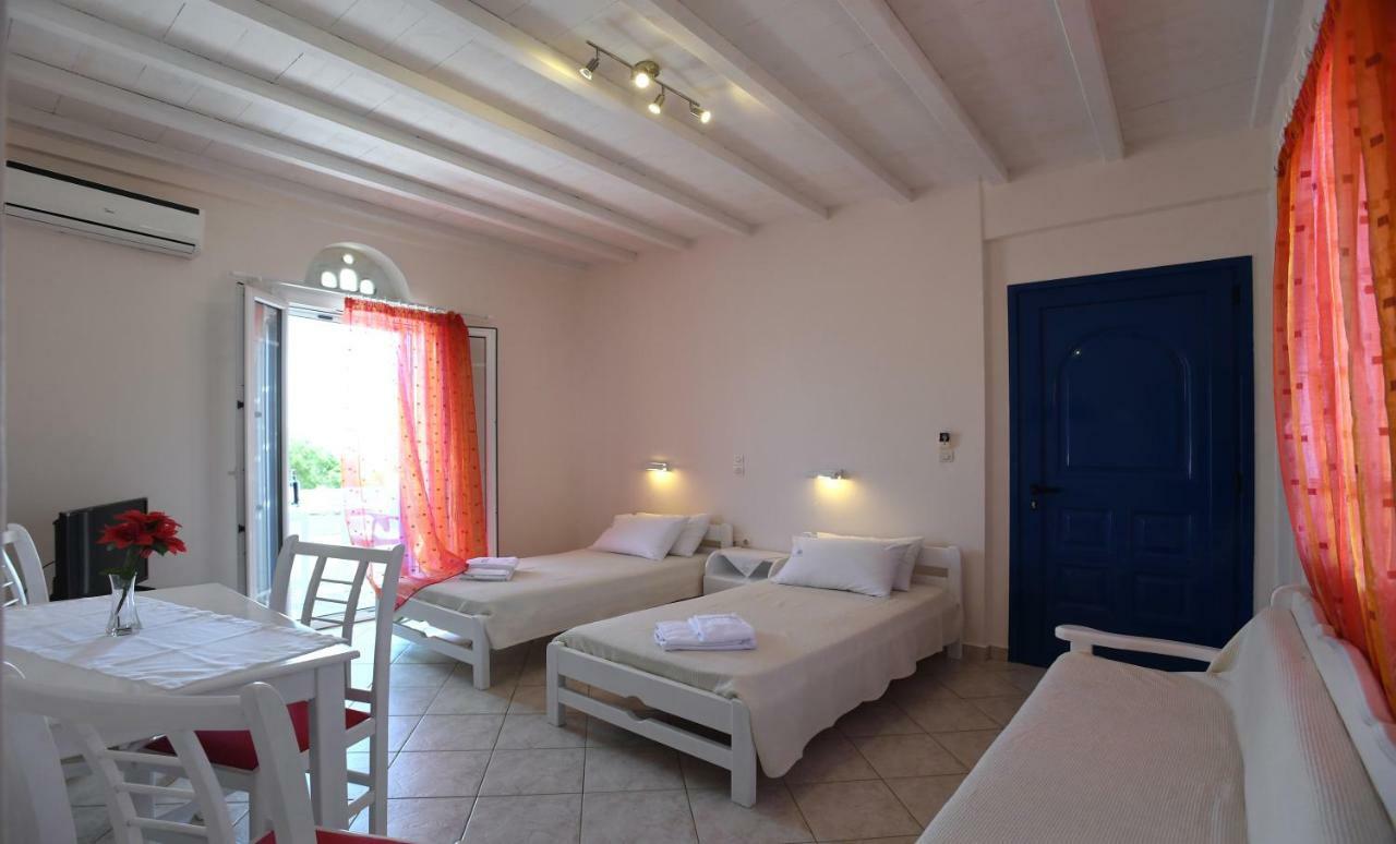 Nostos Beachfront Apartments & Studios Agios Ioannis  Bagian luar foto